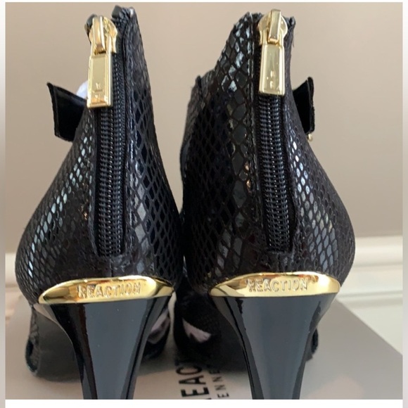 Kenneth Cole New York Women's Kick 85 Peep Toe - Picture 7 of 8